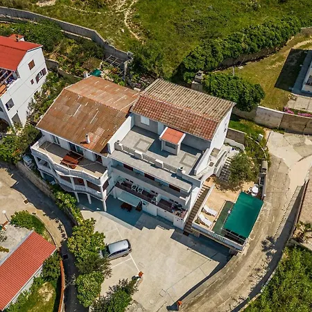 Apartament Stunning In Pag With Wifi *